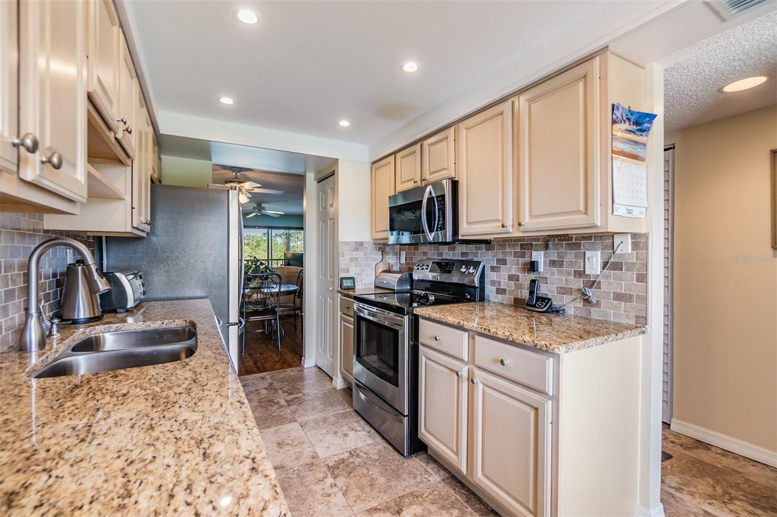 2700 COVE CAY DRIVE 5-G