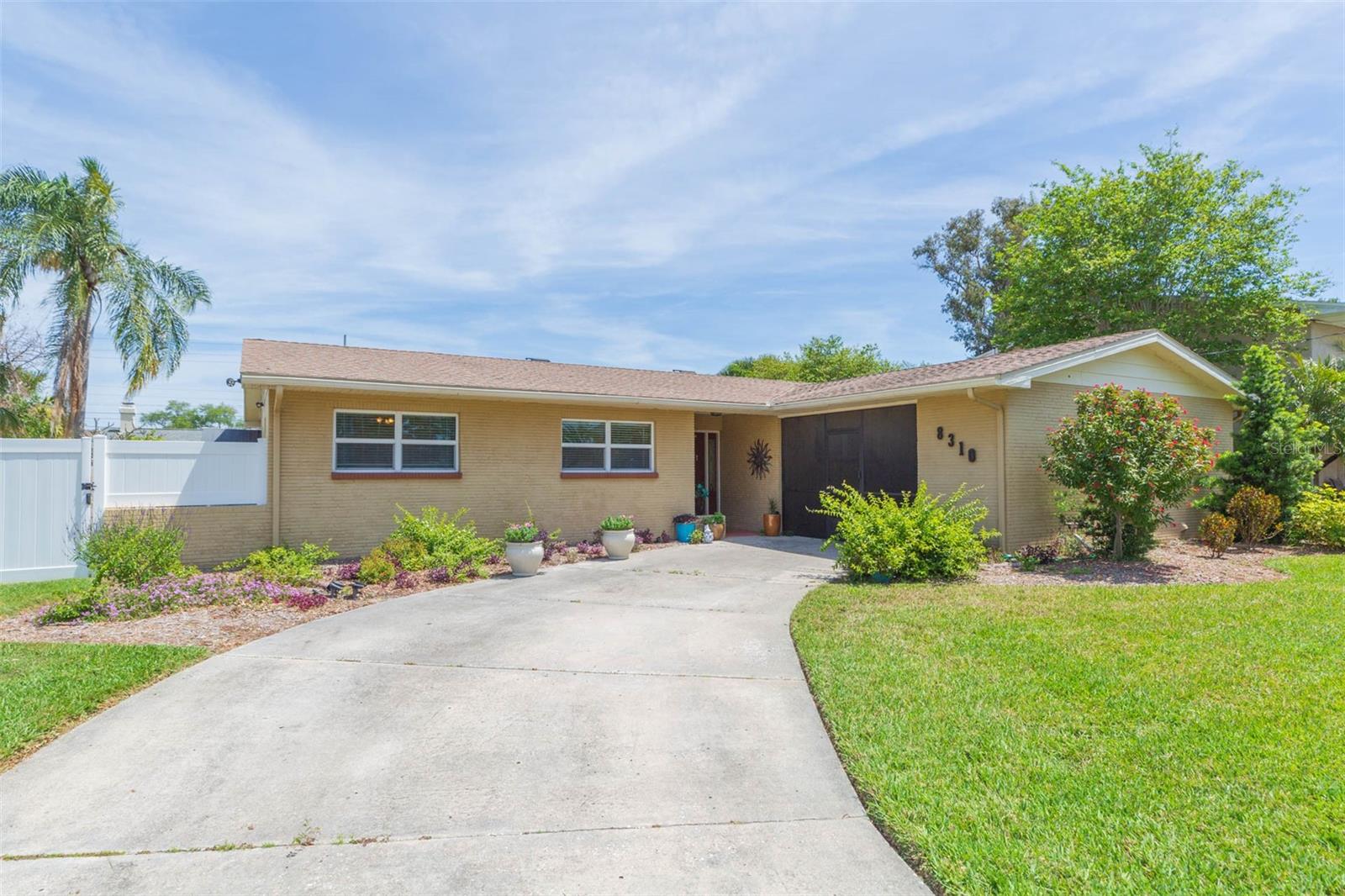 8310 ARCHWOOD CIRCLE