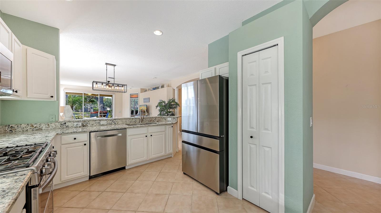 AVALON AT THE VILLAGES OF PALM-AIRE - Residential