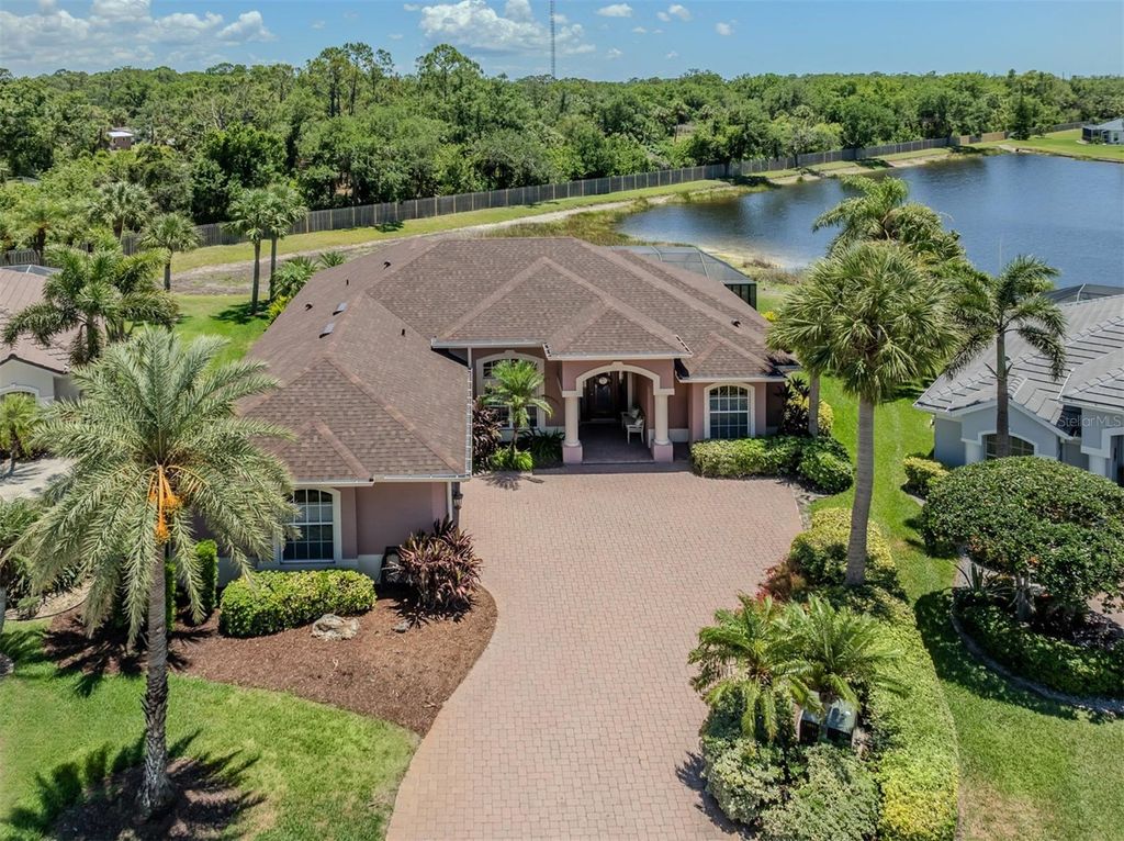 Photo of 148 Wading Bird Drive, Venice, FL 34292 (MLS # N6138898)