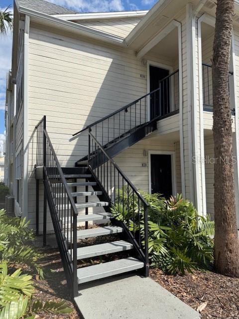 Photo of 1055 S Hiawassee Road #2027, Orlando, FL 32835 (MLS # O6437498)