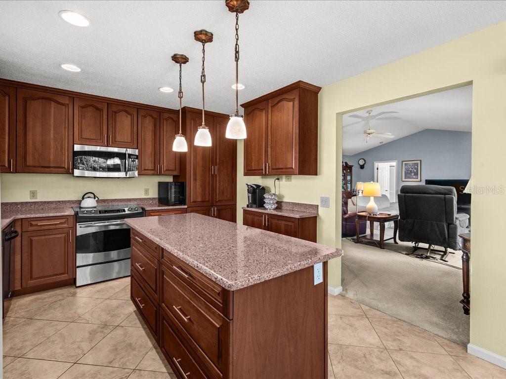 THE GLENS OF PARK FOREST - Residential