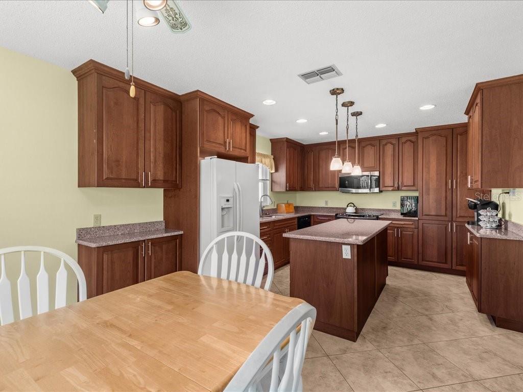 THE GLENS OF PARK FOREST - Residential