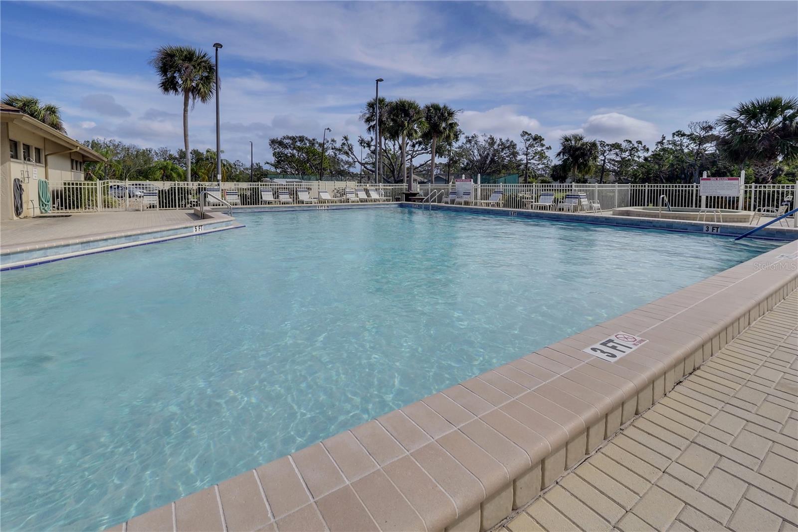 THE GLENS OF PARK FOREST - Residential