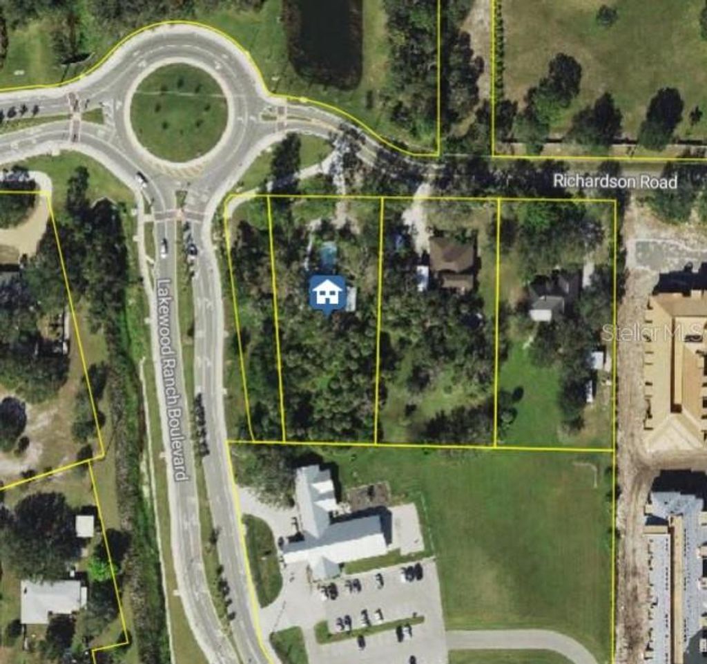 Photo of 6440 Richardson Road, Sarasota, FL 34240 (MLS # A4641020)