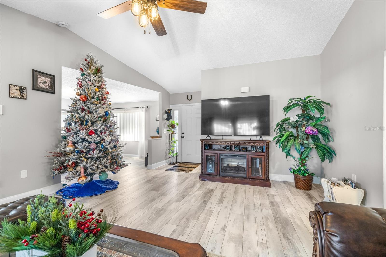 RIDGEWOOD - Residential