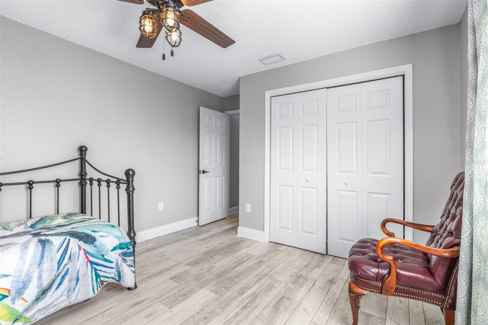 RIDGEWOOD - Residential