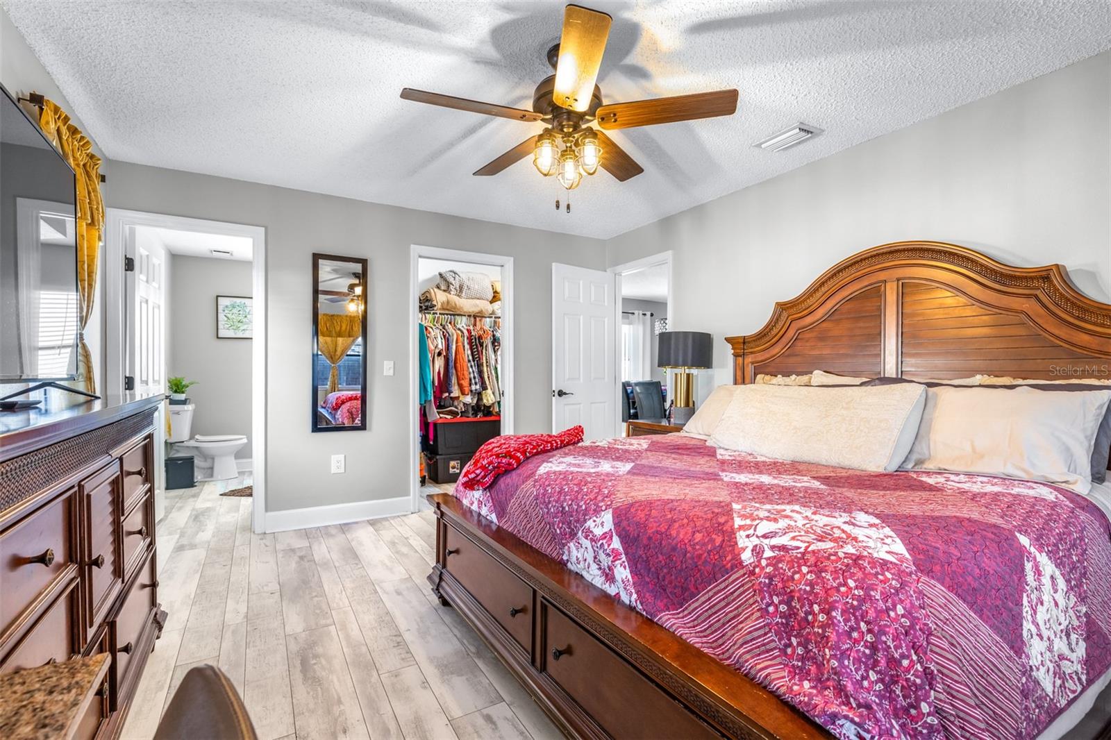 RIDGEWOOD - Residential