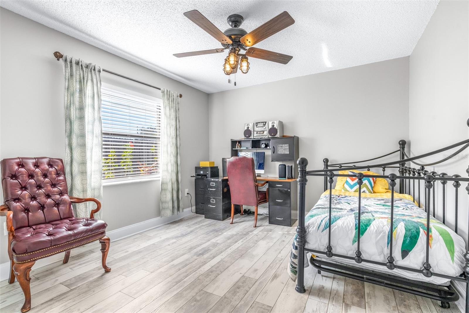 RIDGEWOOD - Residential