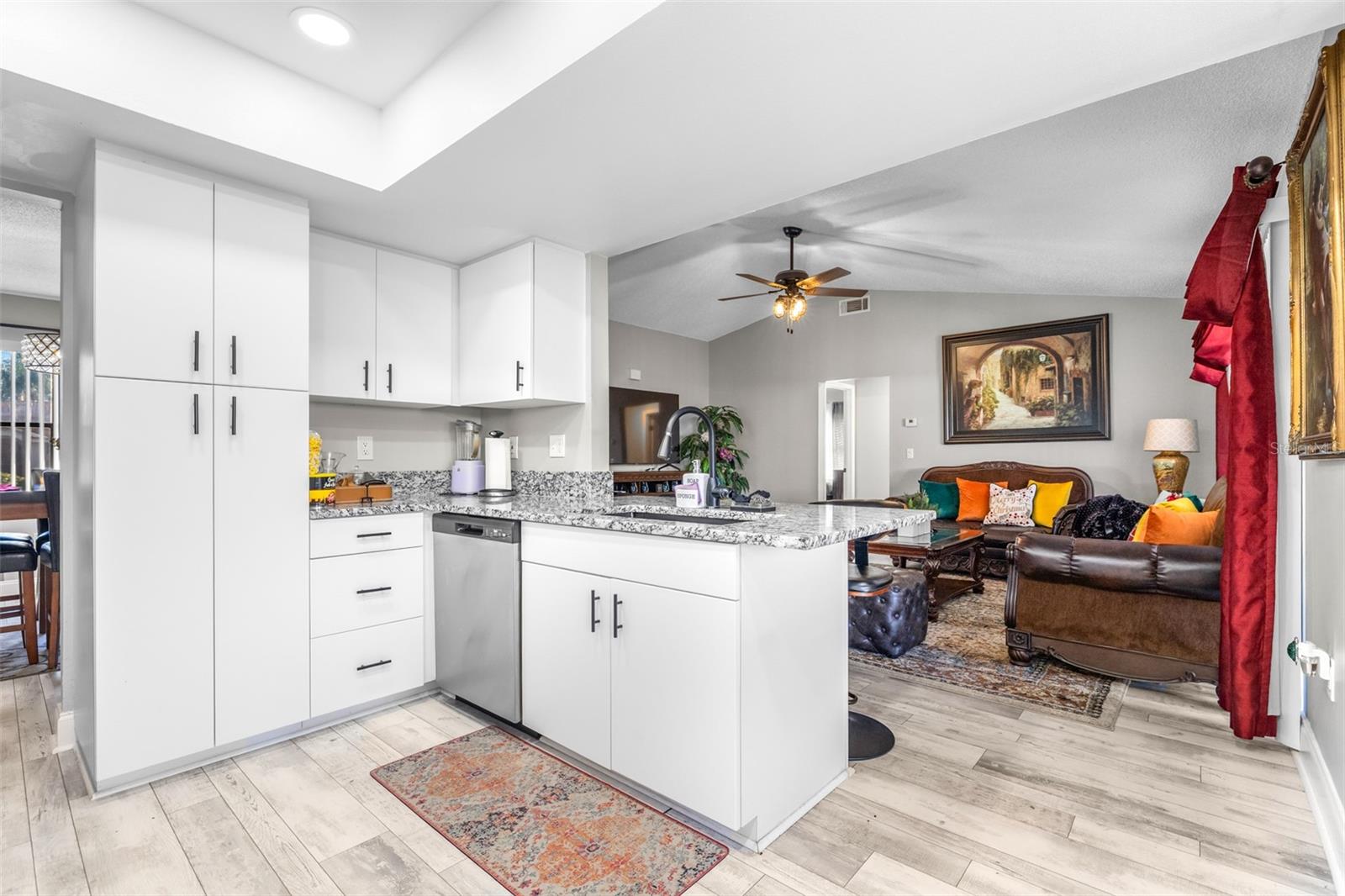 RIDGEWOOD - Residential