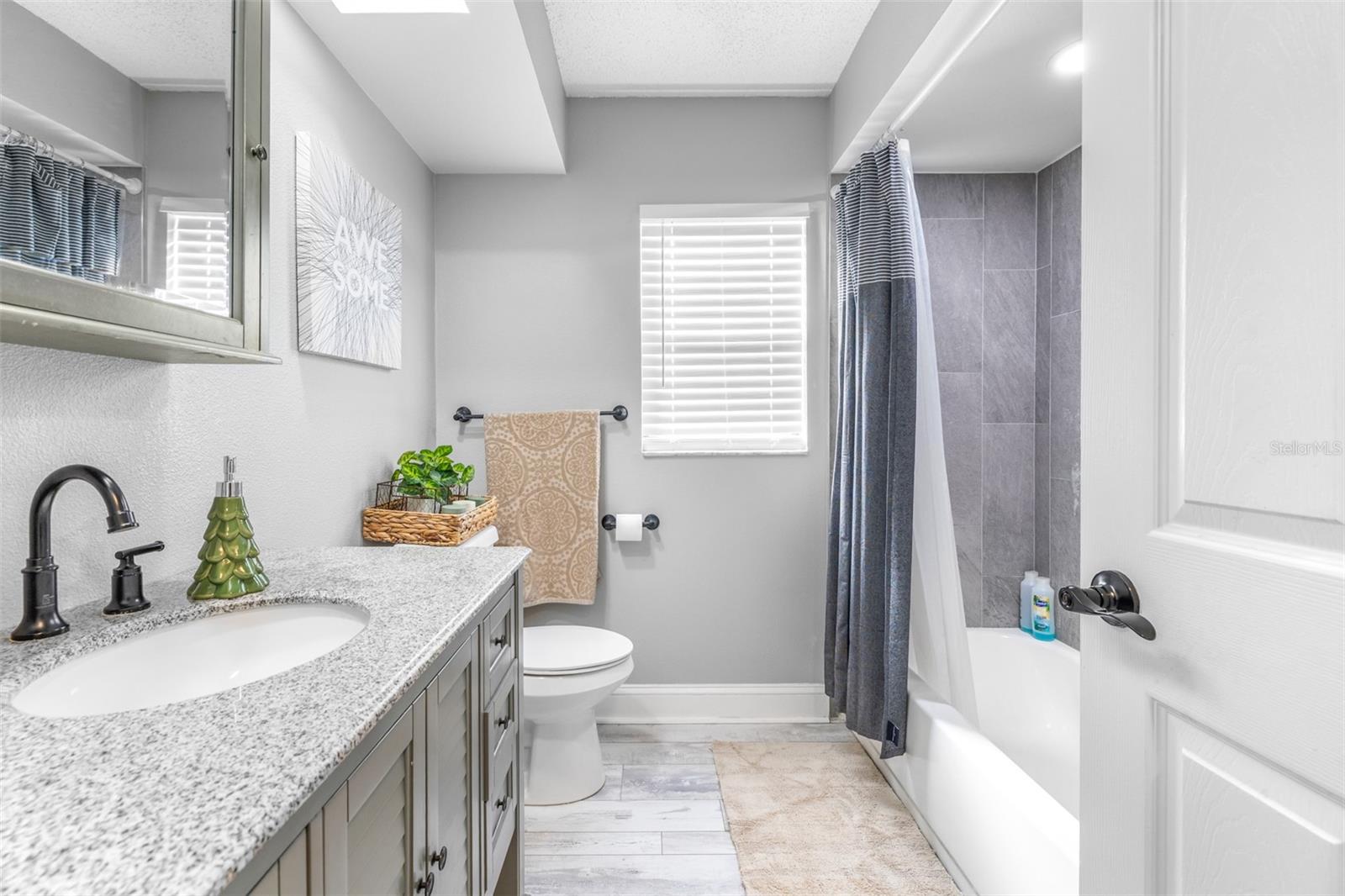 RIDGEWOOD - Residential