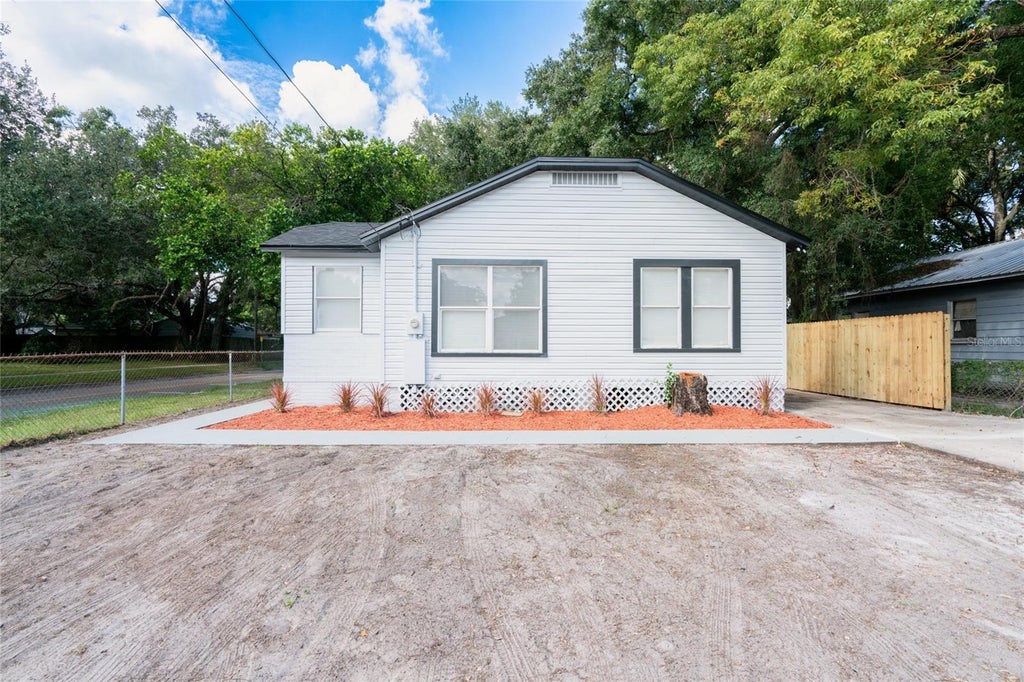 Photo of 8202 N Alaska Street, Tampa, FL 33604 (MLS # TB8553673)