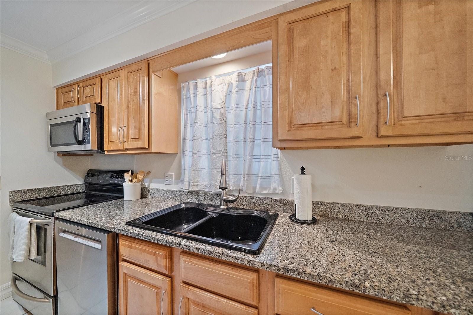 BERMUDA ON OSPREY - Residential