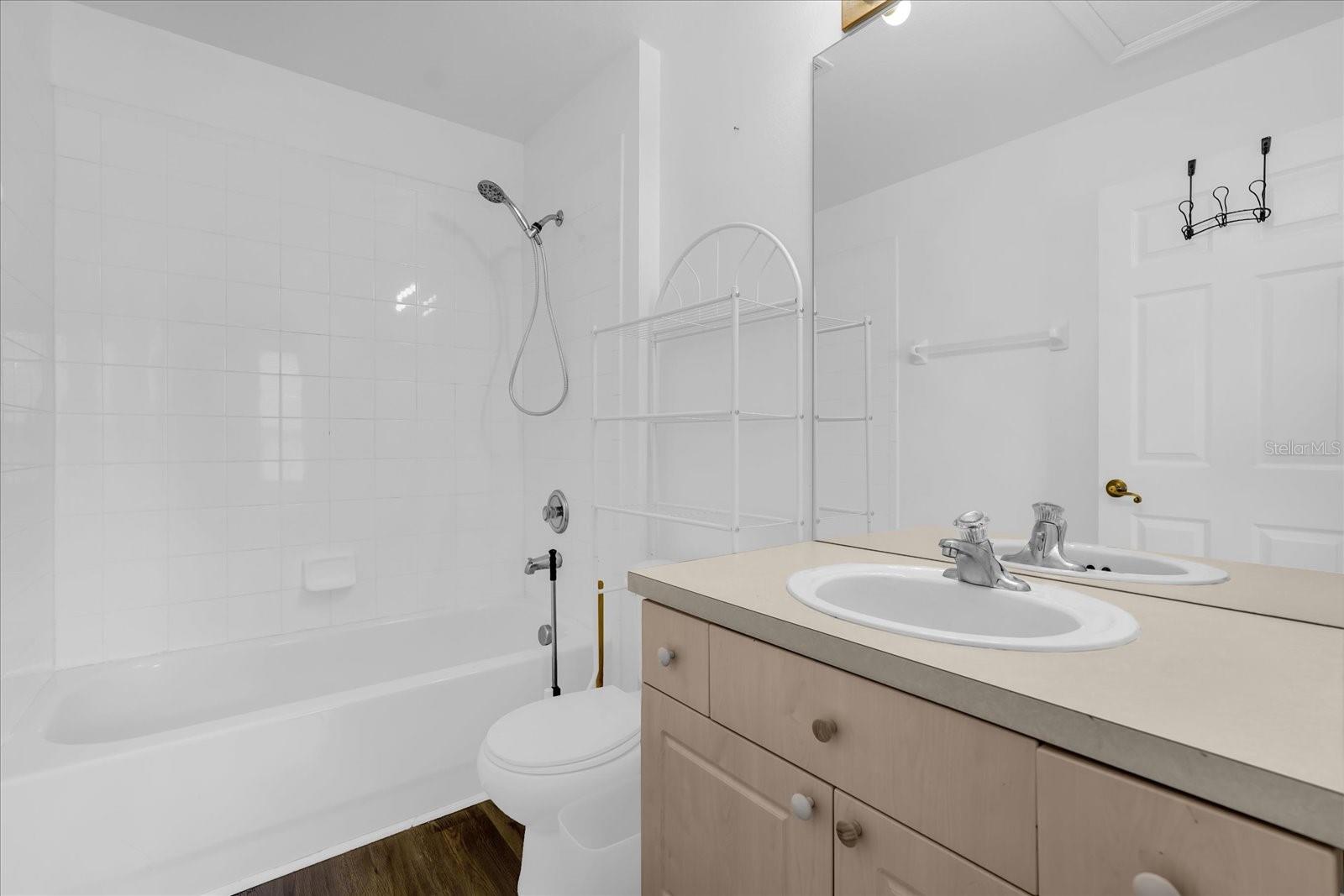 WINDSOR PALMS TWNHMS PH 3A - Residential