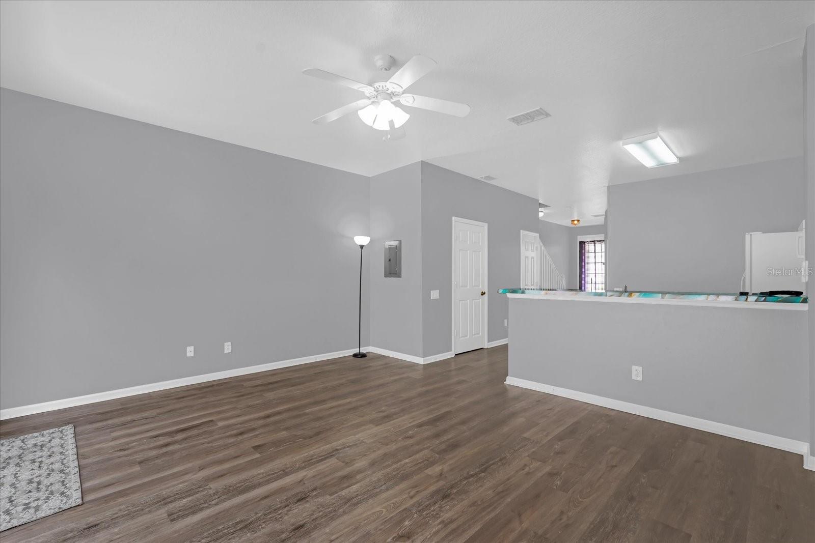 WINDSOR PALMS TWNHMS PH 3A - Residential
