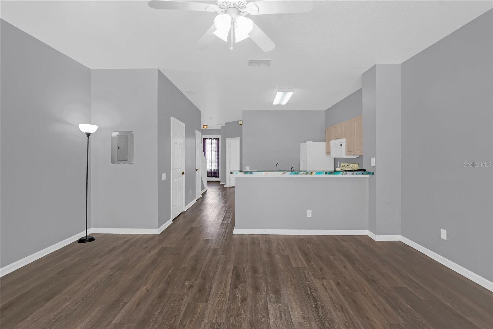 WINDSOR PALMS TWNHMS PH 3A - Residential
