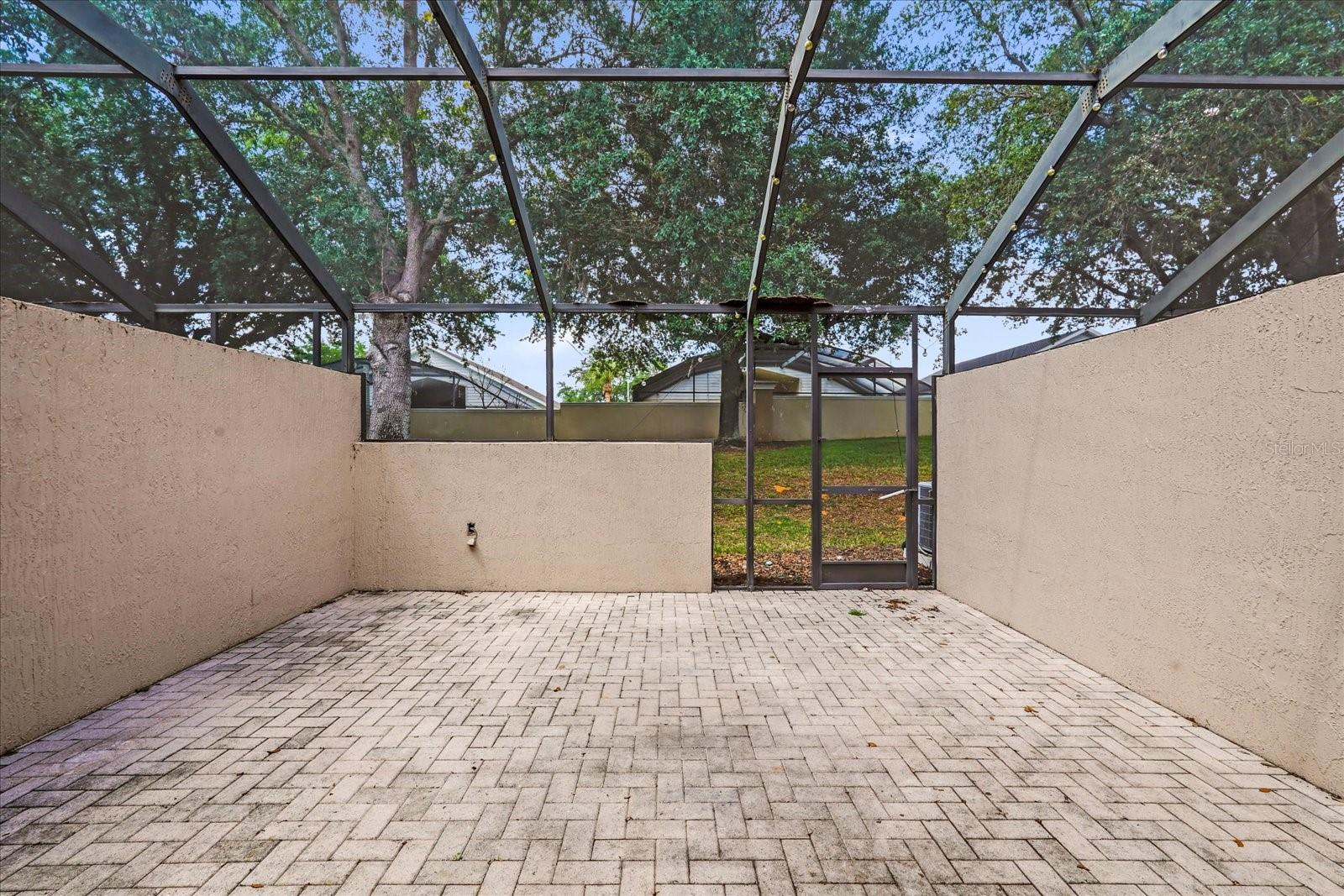 WINDSOR PALMS TWNHMS PH 3A - Residential