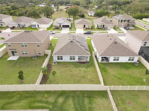 A home in WIMAUMA