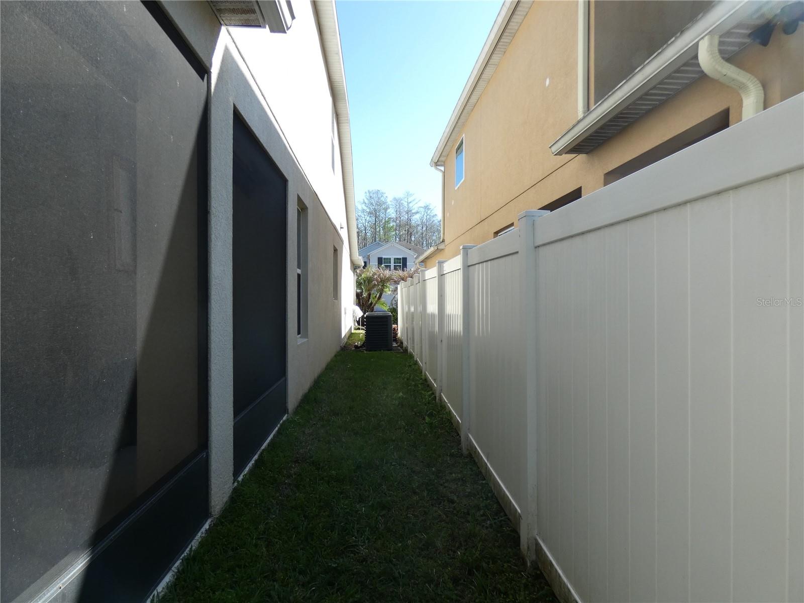 WOODLAND LAKES PRESERVE UN #3 - Residential