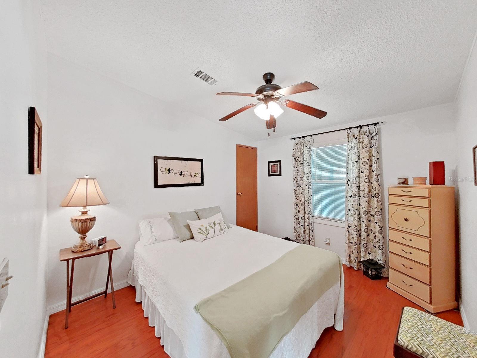 FOXWOOD LAKE ESTATES - Residential