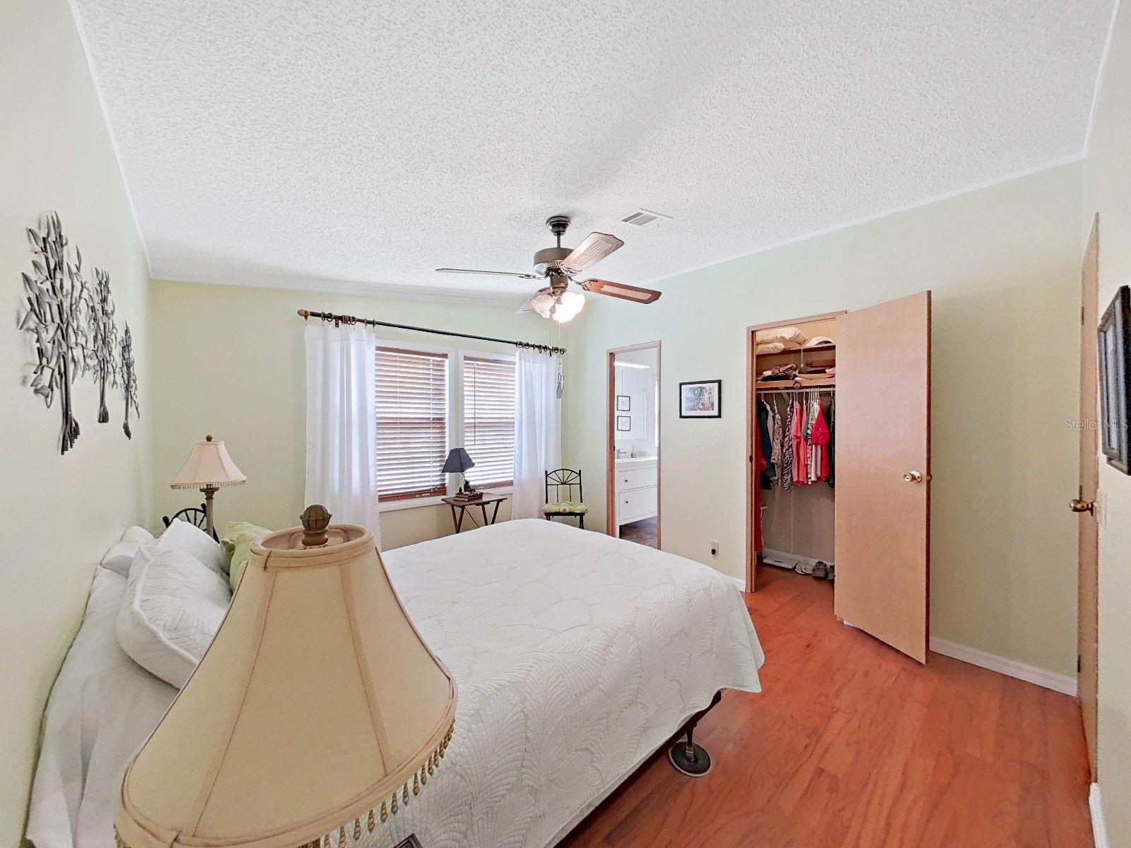 FOXWOOD LAKE ESTATES - Residential