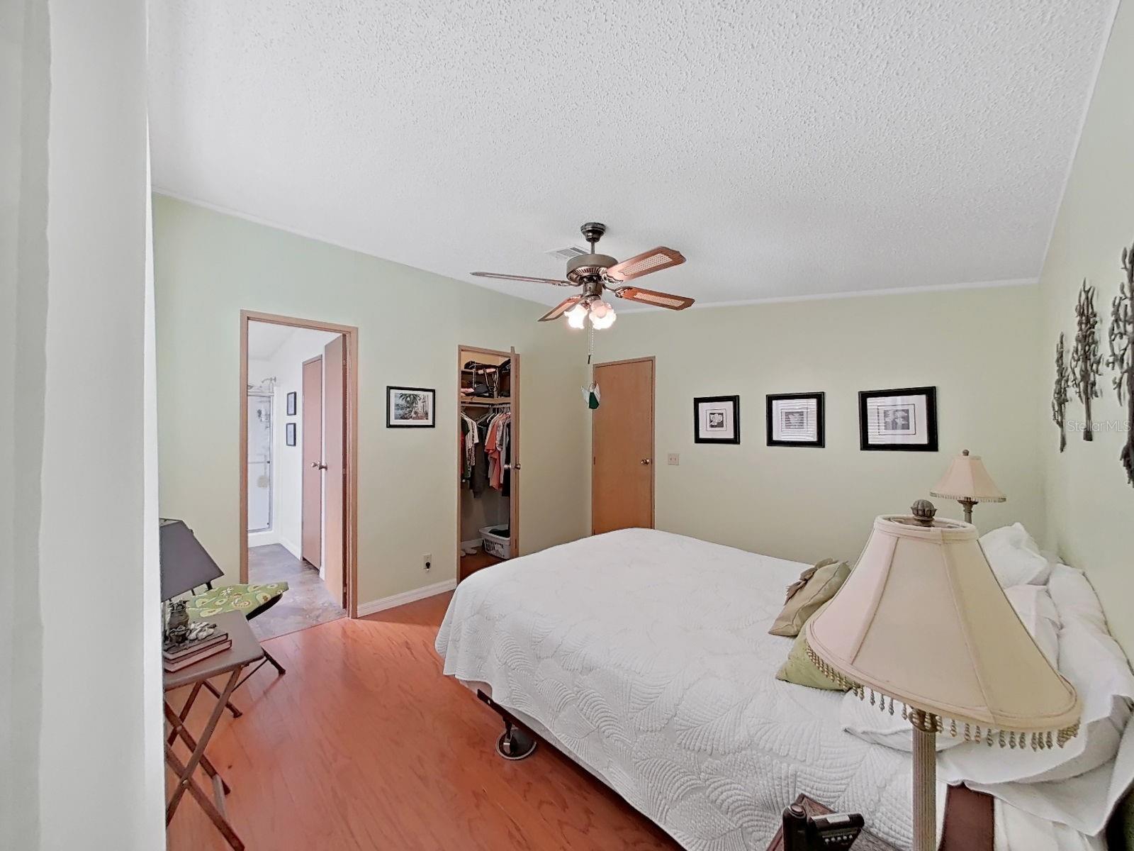 FOXWOOD LAKE ESTATES - Residential