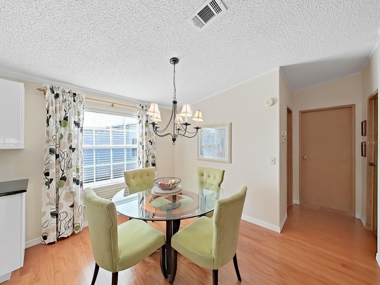 FOXWOOD LAKE ESTATES - Residential