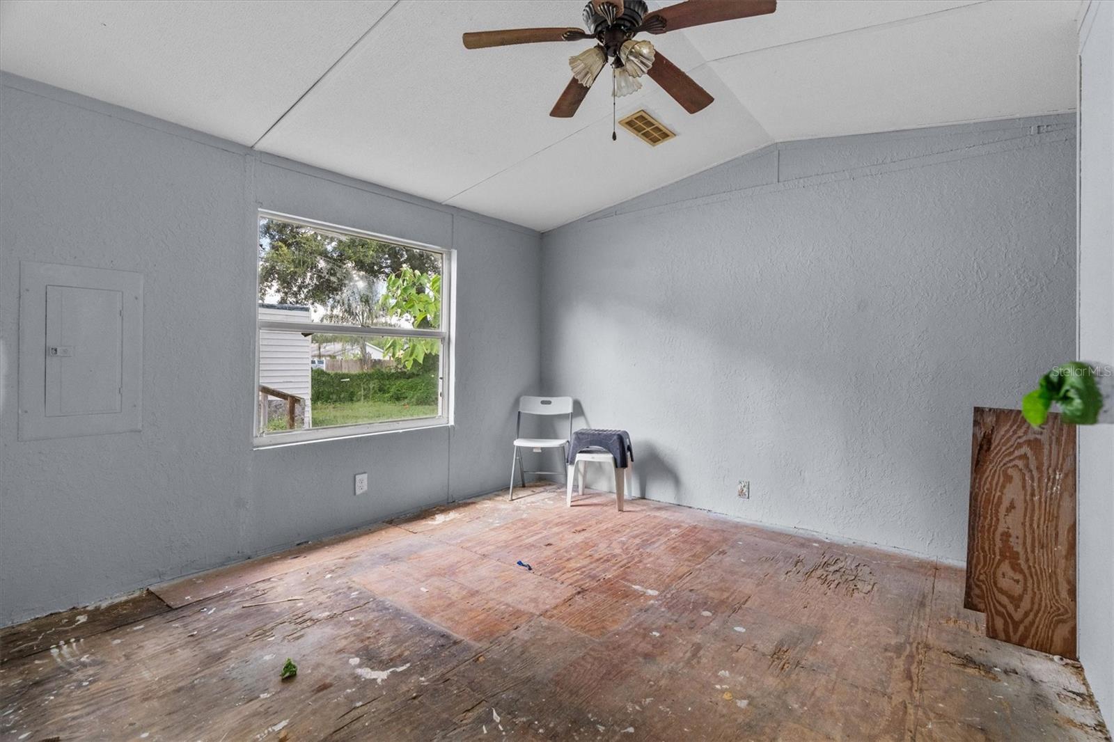 OAKRIDGE HEIGHTS - Residential