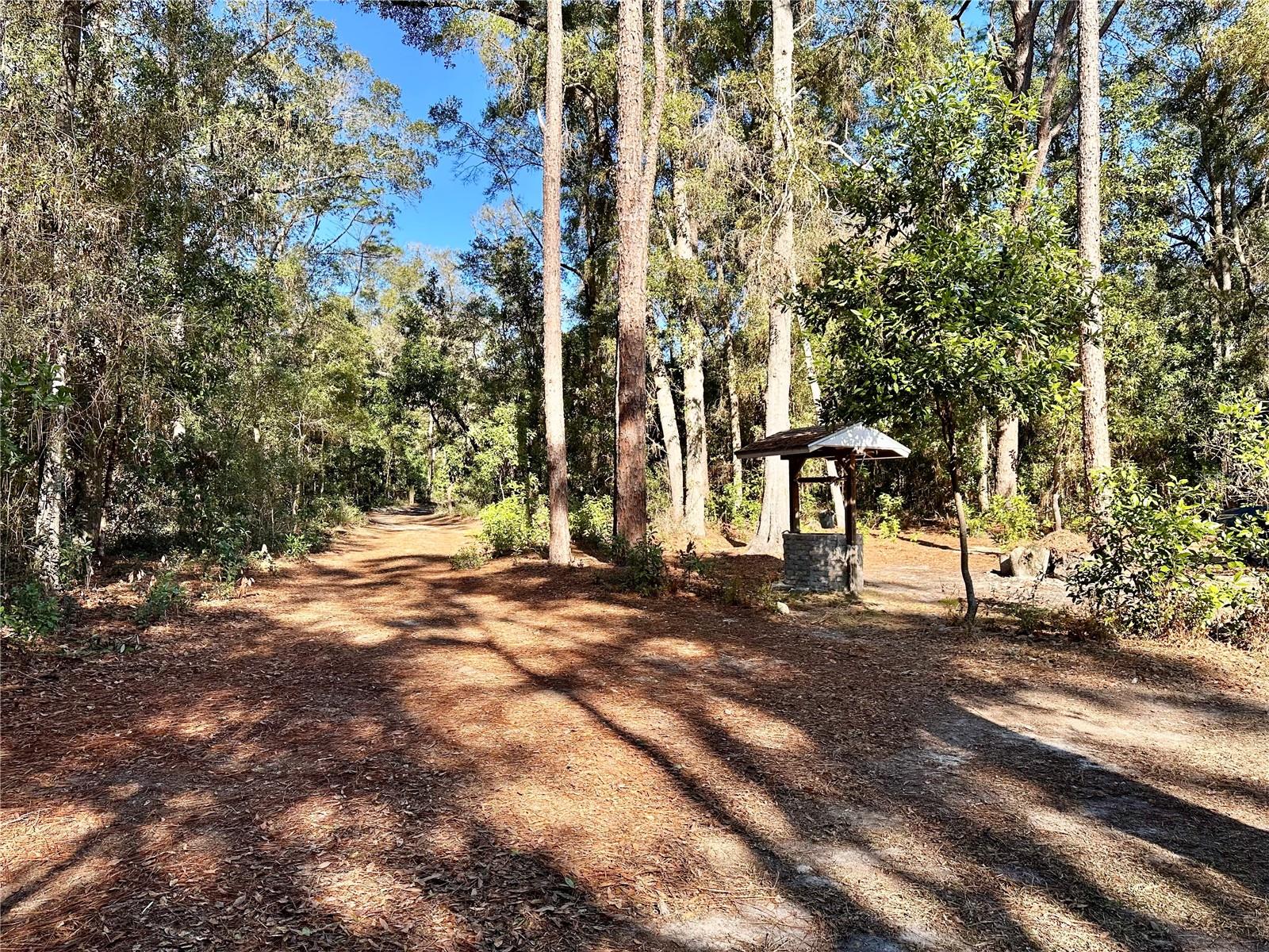 HIGH SPGS ESTATES UNIT II - Residential