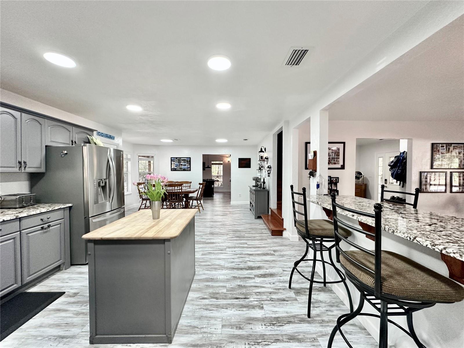 HIGH SPGS ESTATES UNIT II - Residential