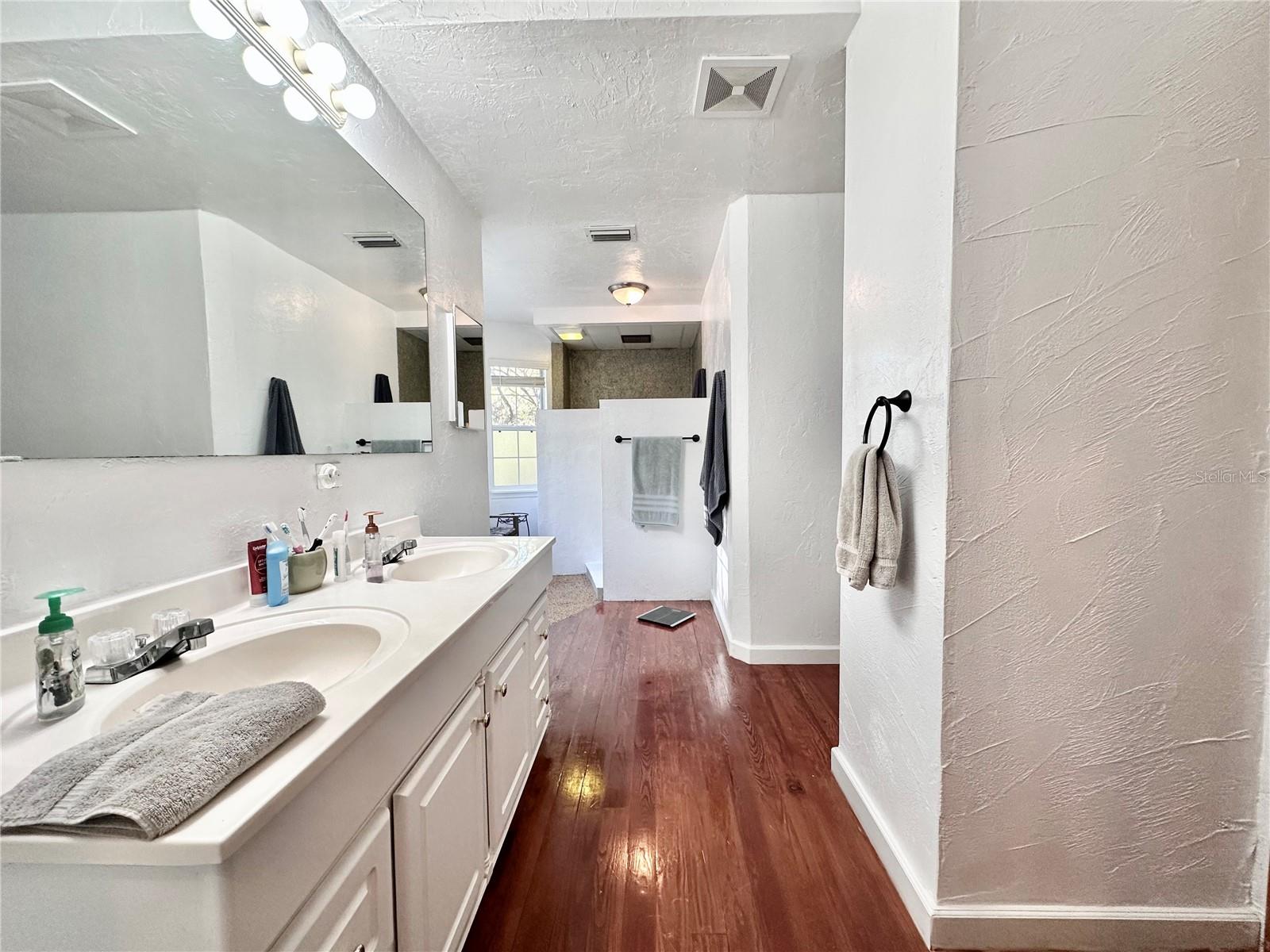 HIGH SPGS ESTATES UNIT II - Residential