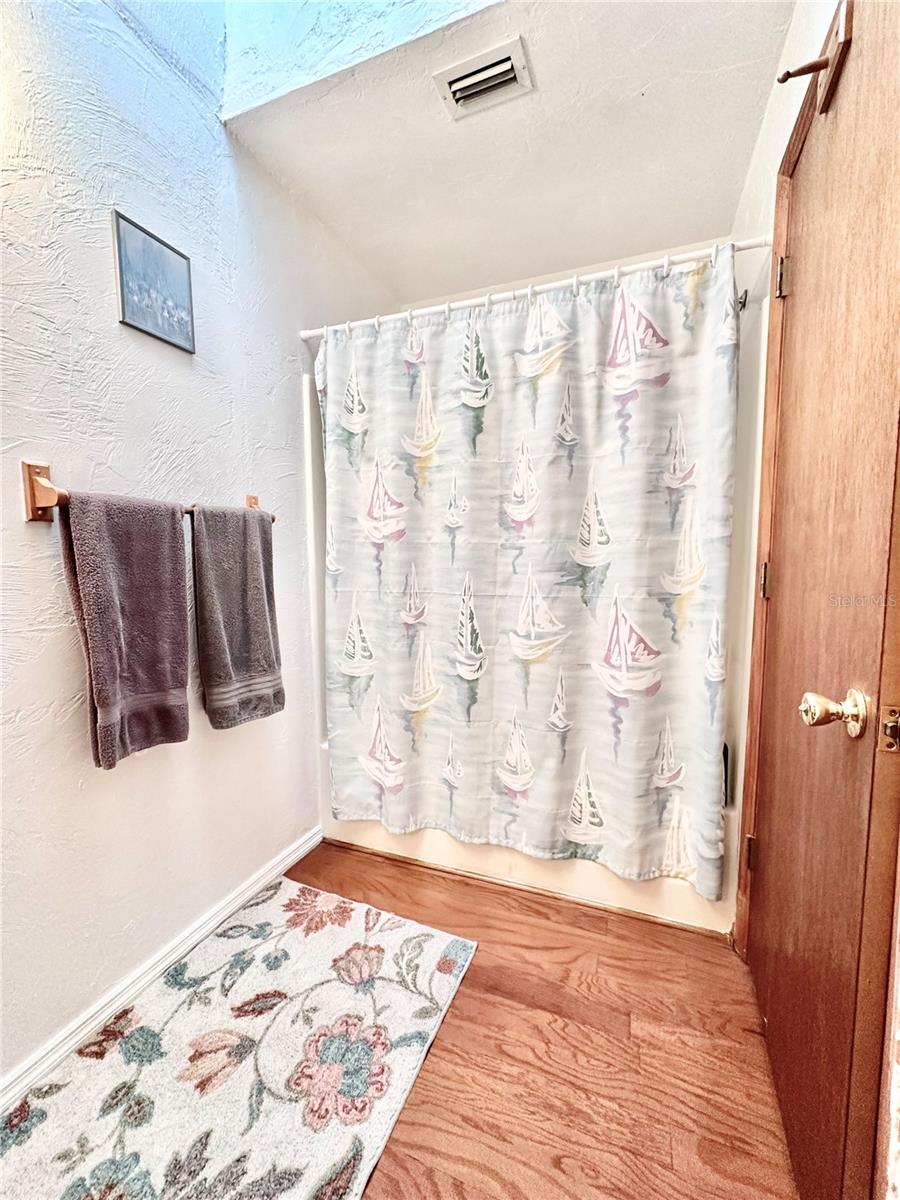 HIGH SPGS ESTATES UNIT II - Residential