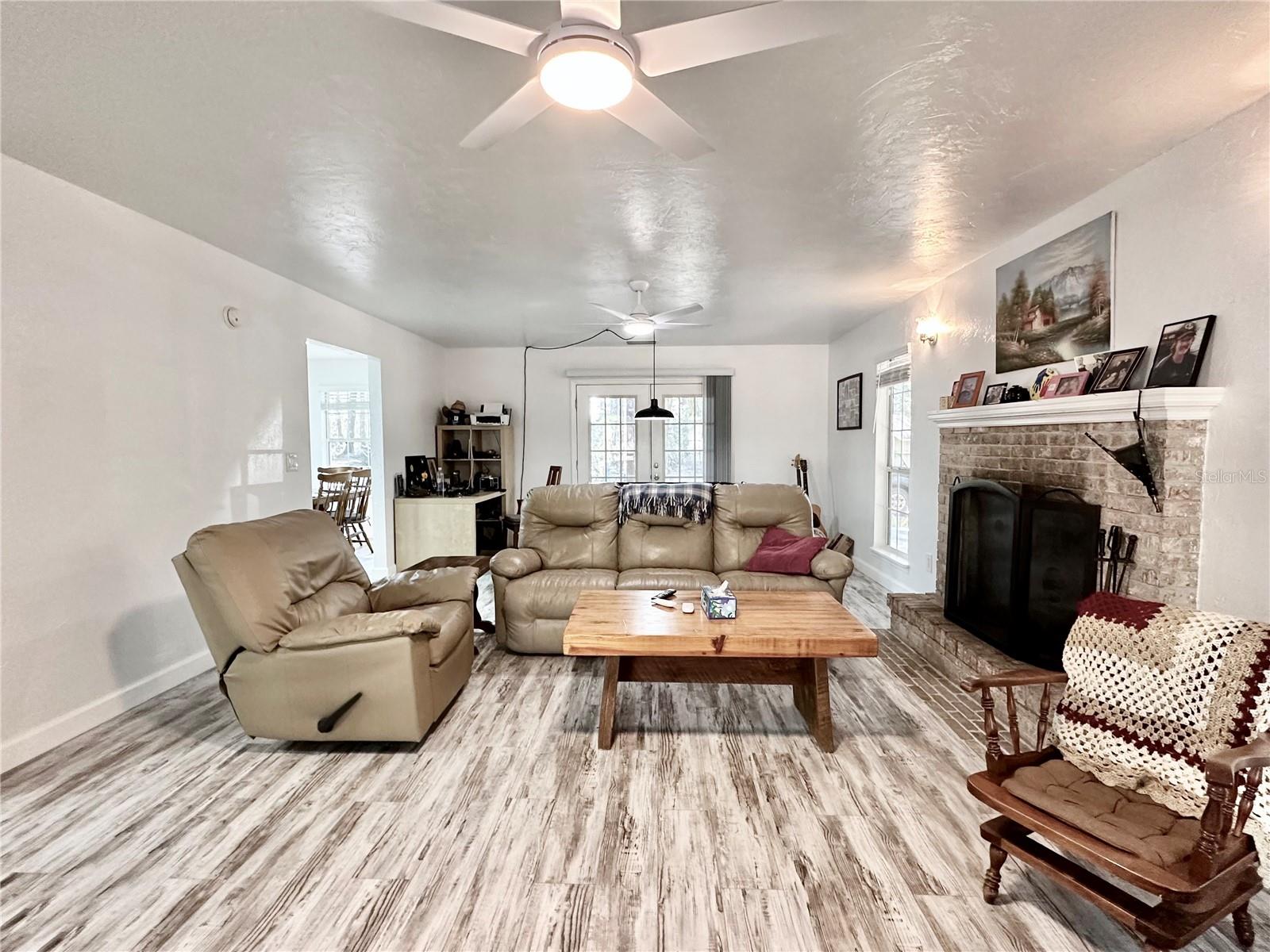 HIGH SPGS ESTATES UNIT II - Residential