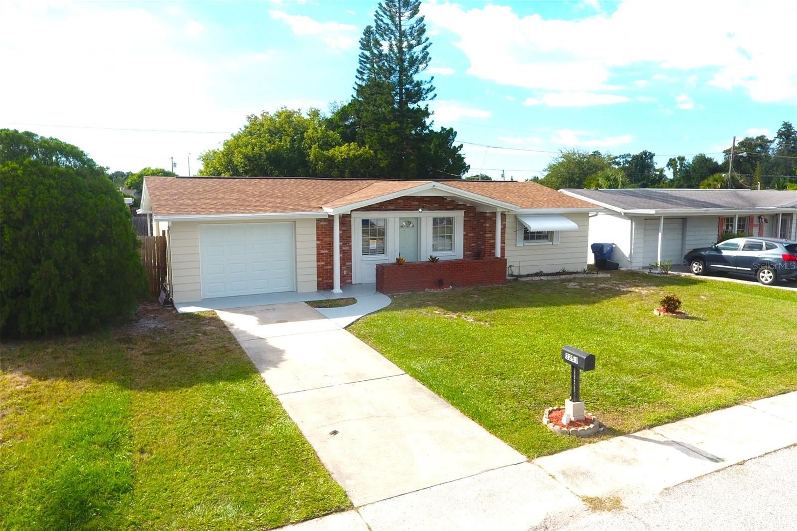 BEACON SQUARE - Residential