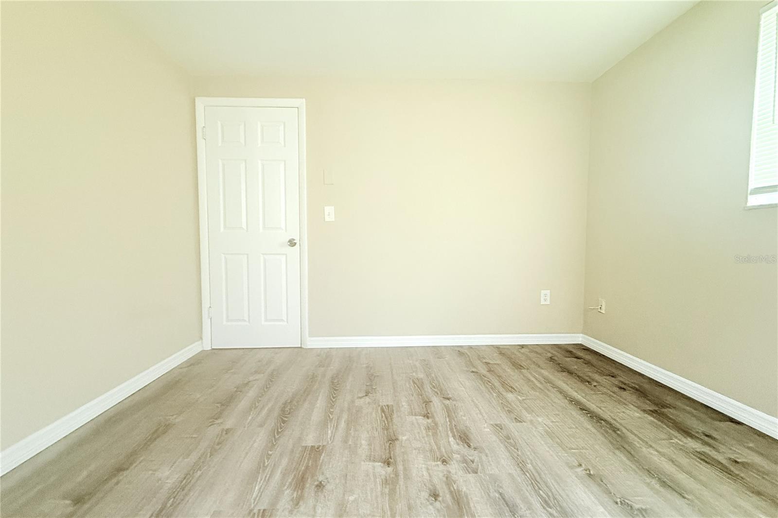 BEACON SQUARE - Residential