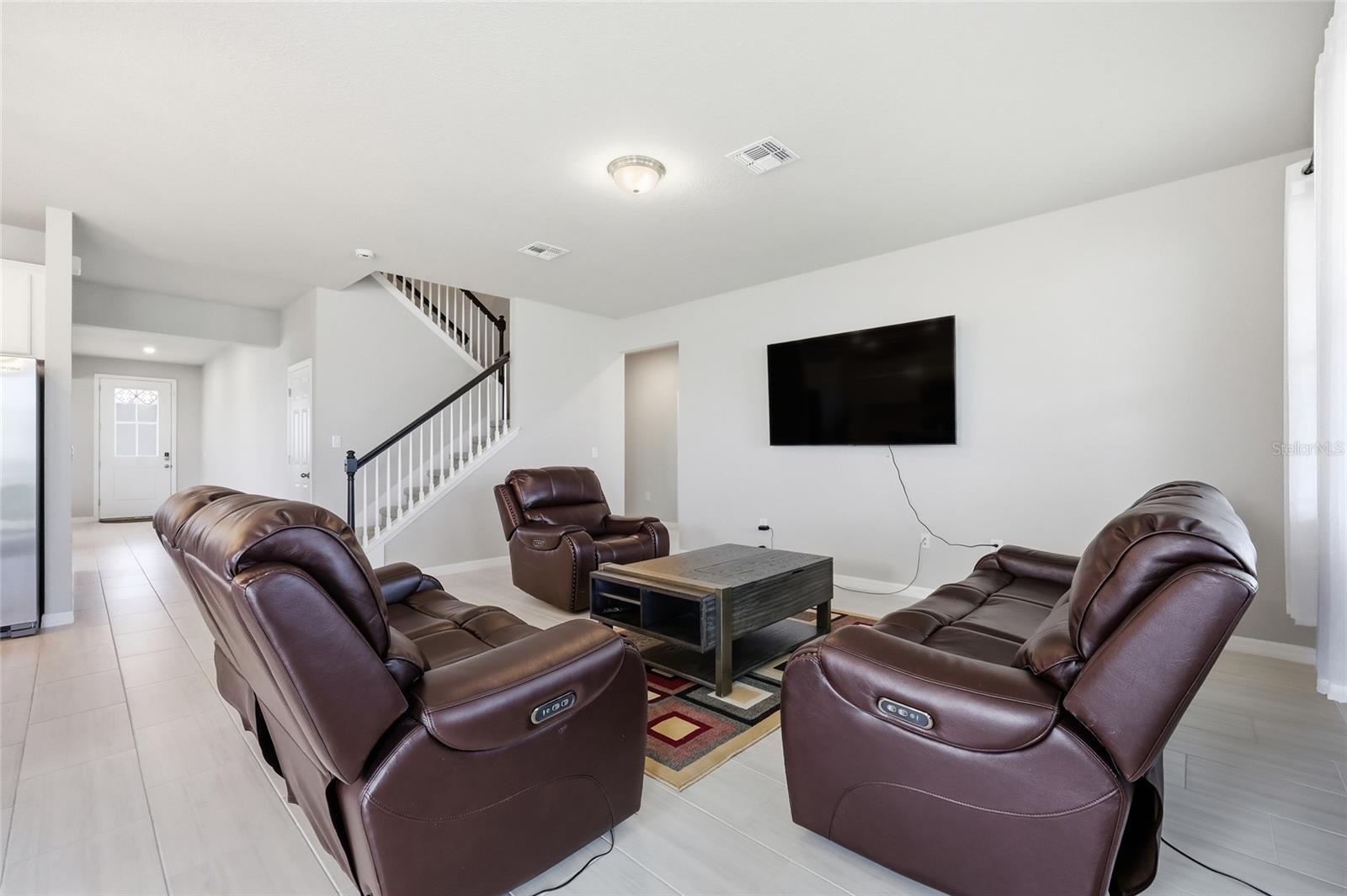 VILLAGES/MINNEOLA HILLS PH 1A - Residential