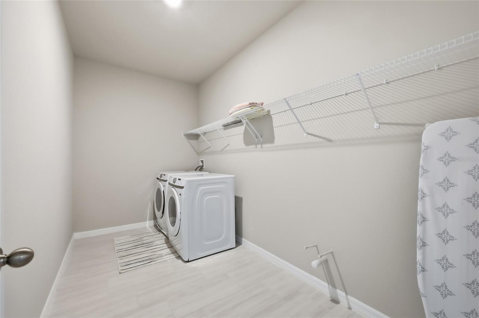 VILLAGES/MINNEOLA HILLS PH 1A - Residential