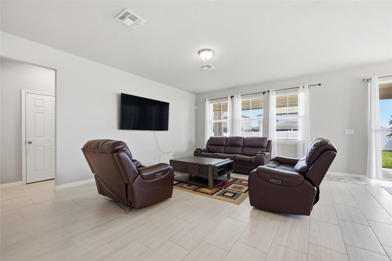 VILLAGES/MINNEOLA HILLS PH 1A - Residential