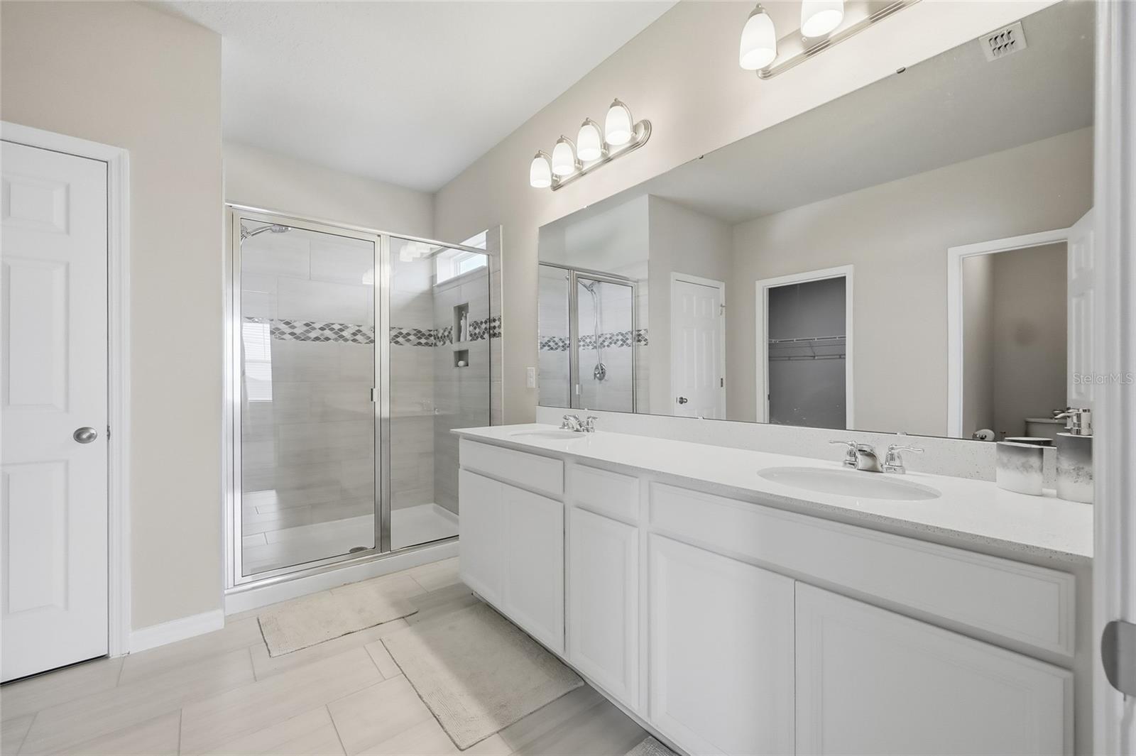 VILLAGES/MINNEOLA HILLS PH 1A - Residential