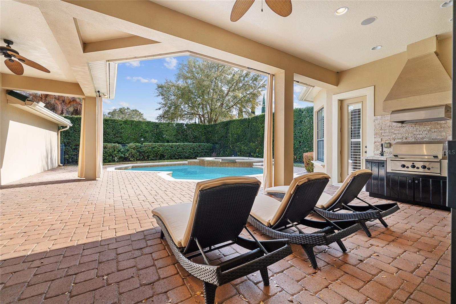 KEENES POINTE - Residential