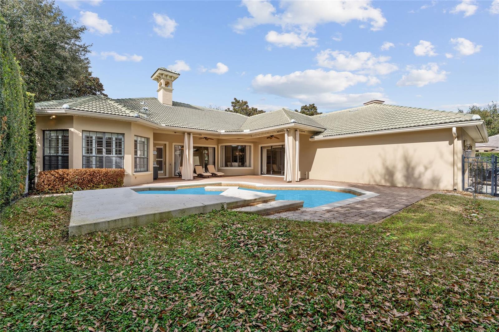 KEENES POINTE - Residential