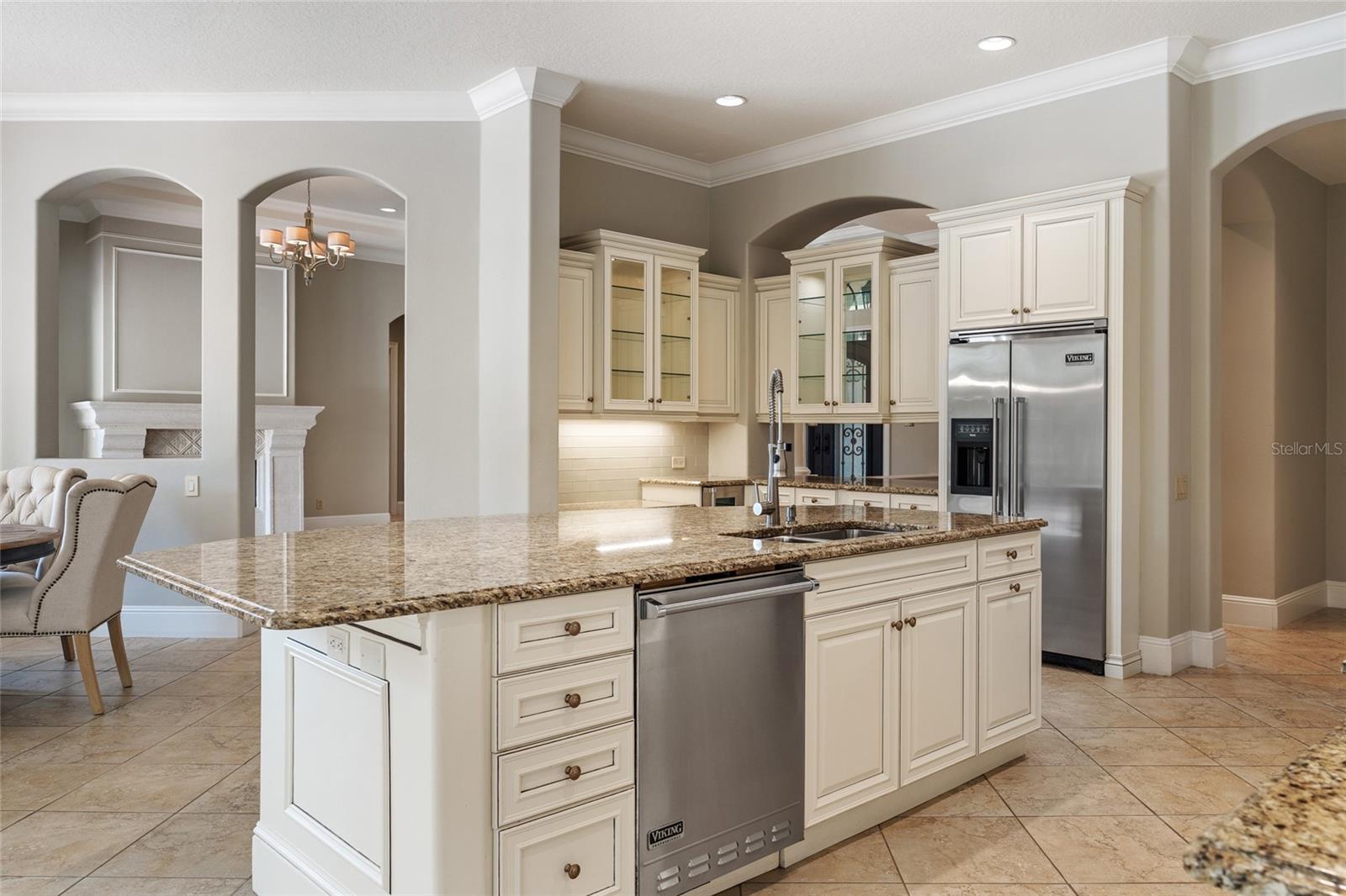 KEENES POINTE - Residential