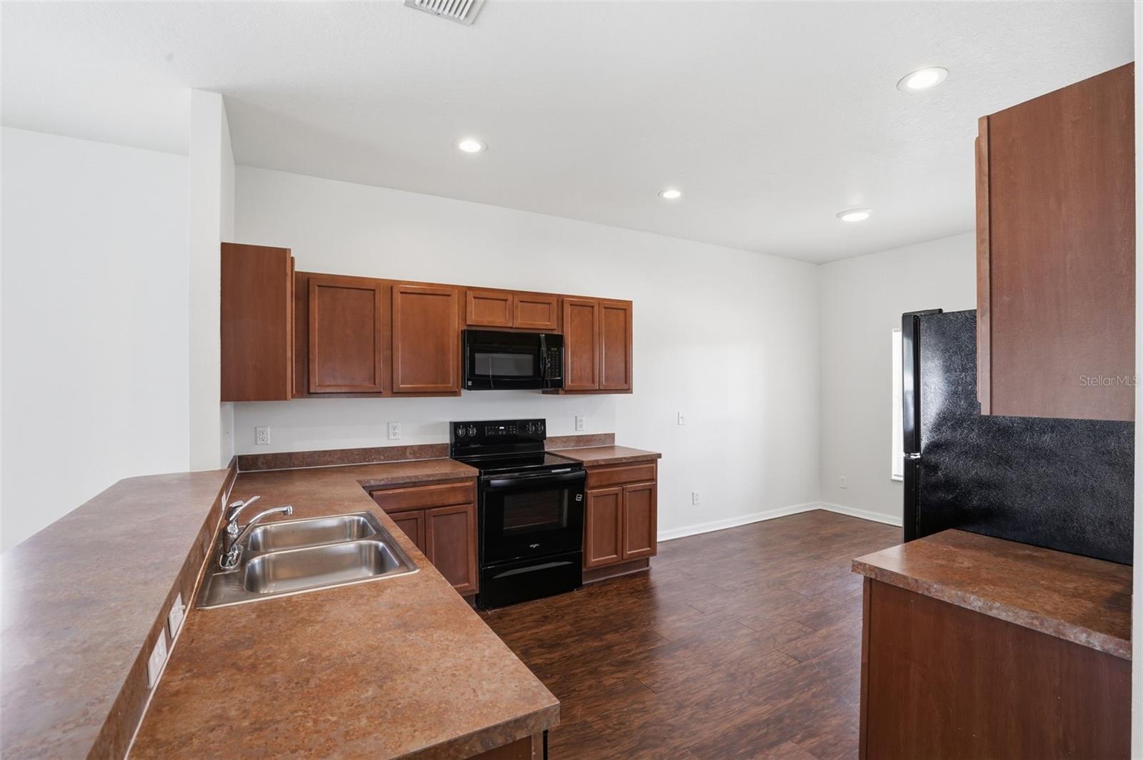 MAGNOLIA RIDGE - Residential