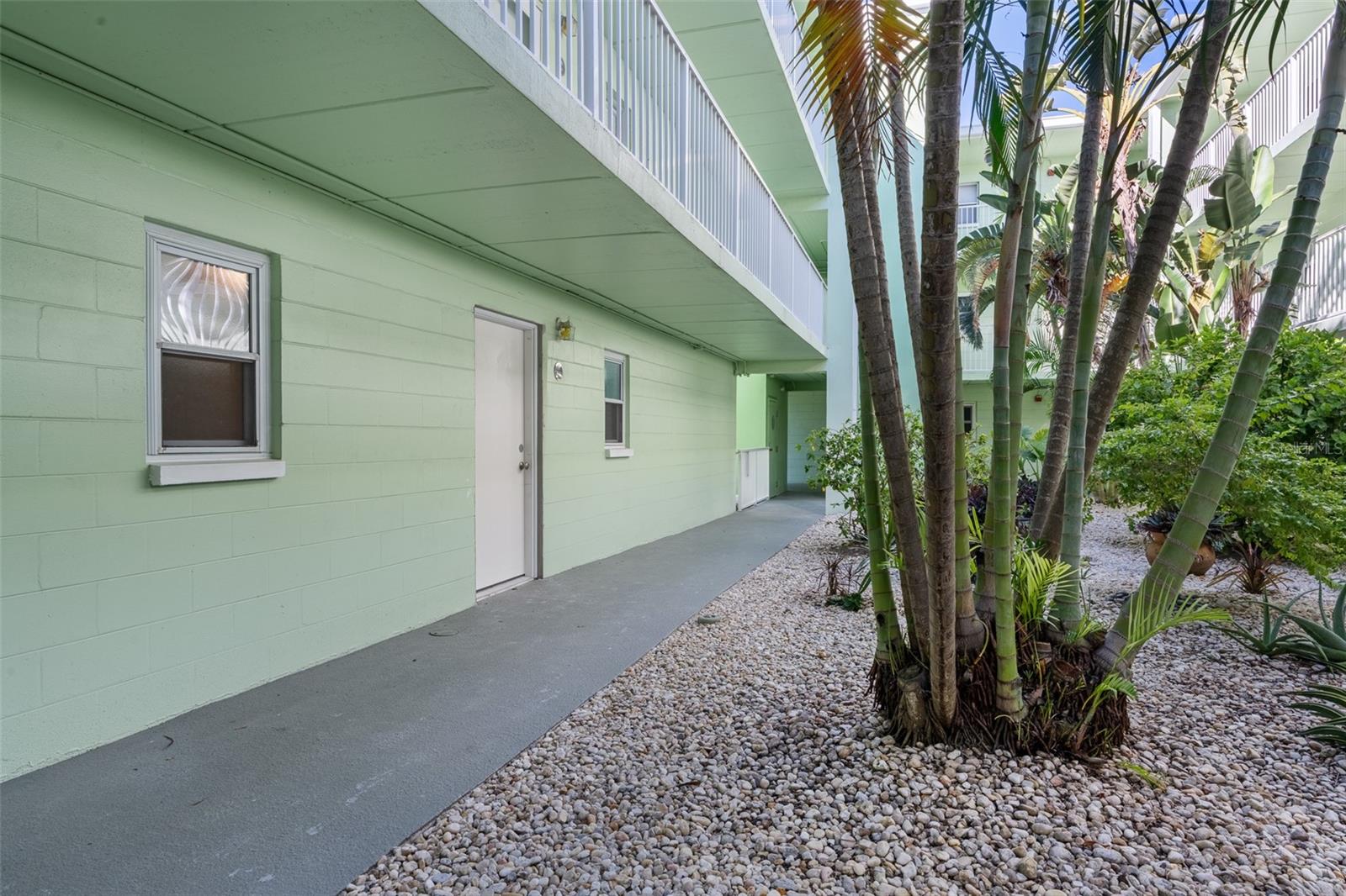 DOLPHIN POINTE OF DUNEDIN CONDO - Residential Lease