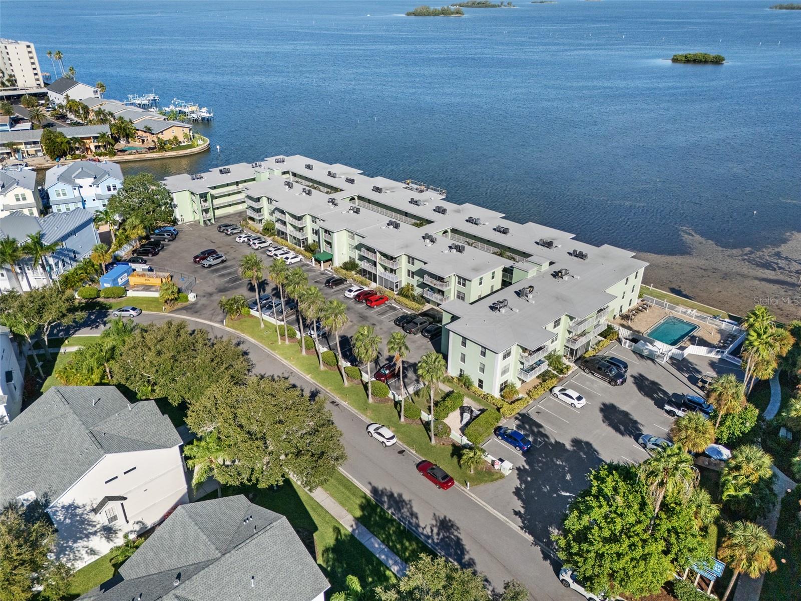 DOLPHIN POINTE OF DUNEDIN CONDO - Residential Lease