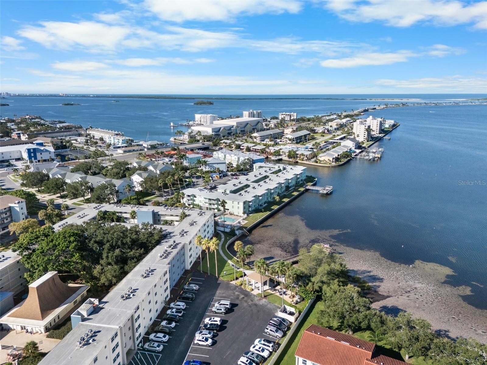 DOLPHIN POINTE OF DUNEDIN CONDO - Residential Lease