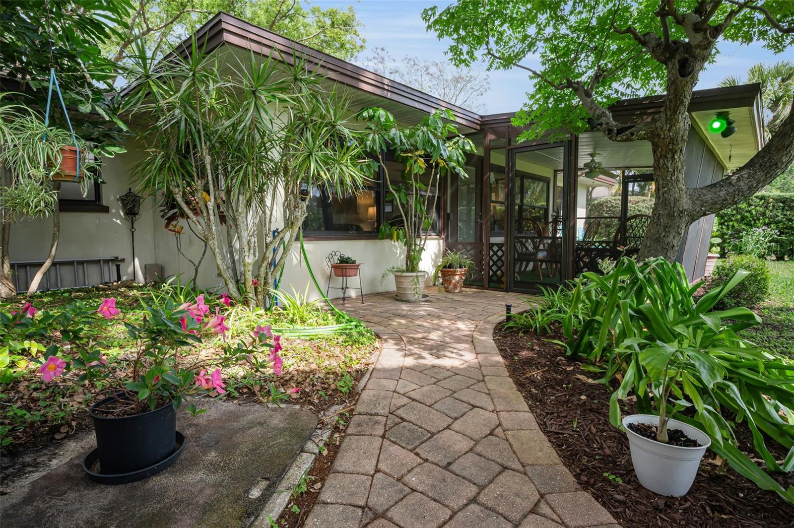 SKYCREST TERRACE 2ND ADD - Residential