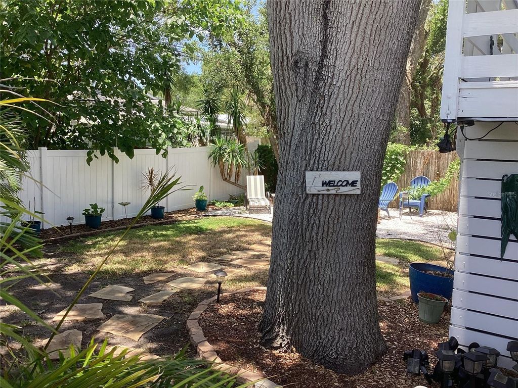 Photo of 401 Pennsylvania Avenue, Crystal Beach, FL 34681 (MLS # TB8474392)