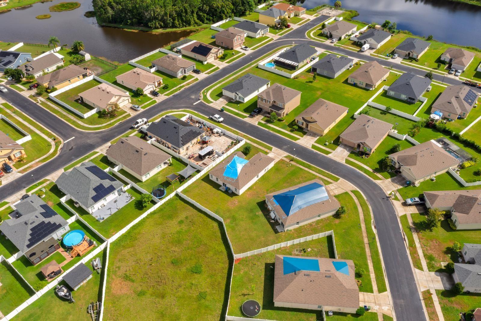 LAKESIDE LANDINGS PH 01 - Residential