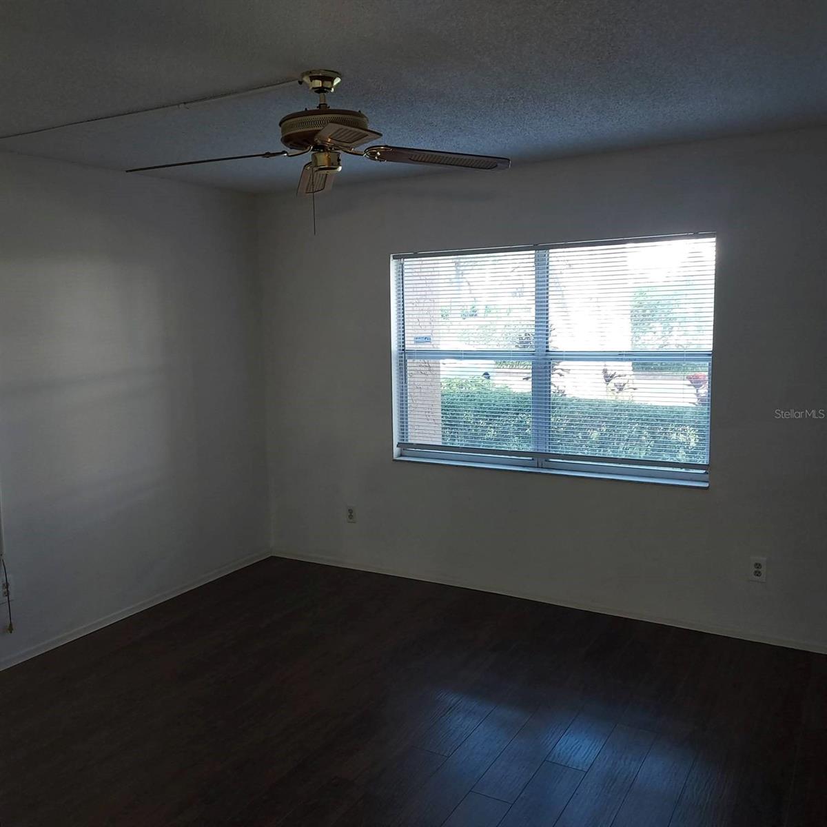 THE OAKS UNIT 1 A CONDO - Residential